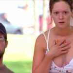 Caméra cachée – Un bébé qui fume