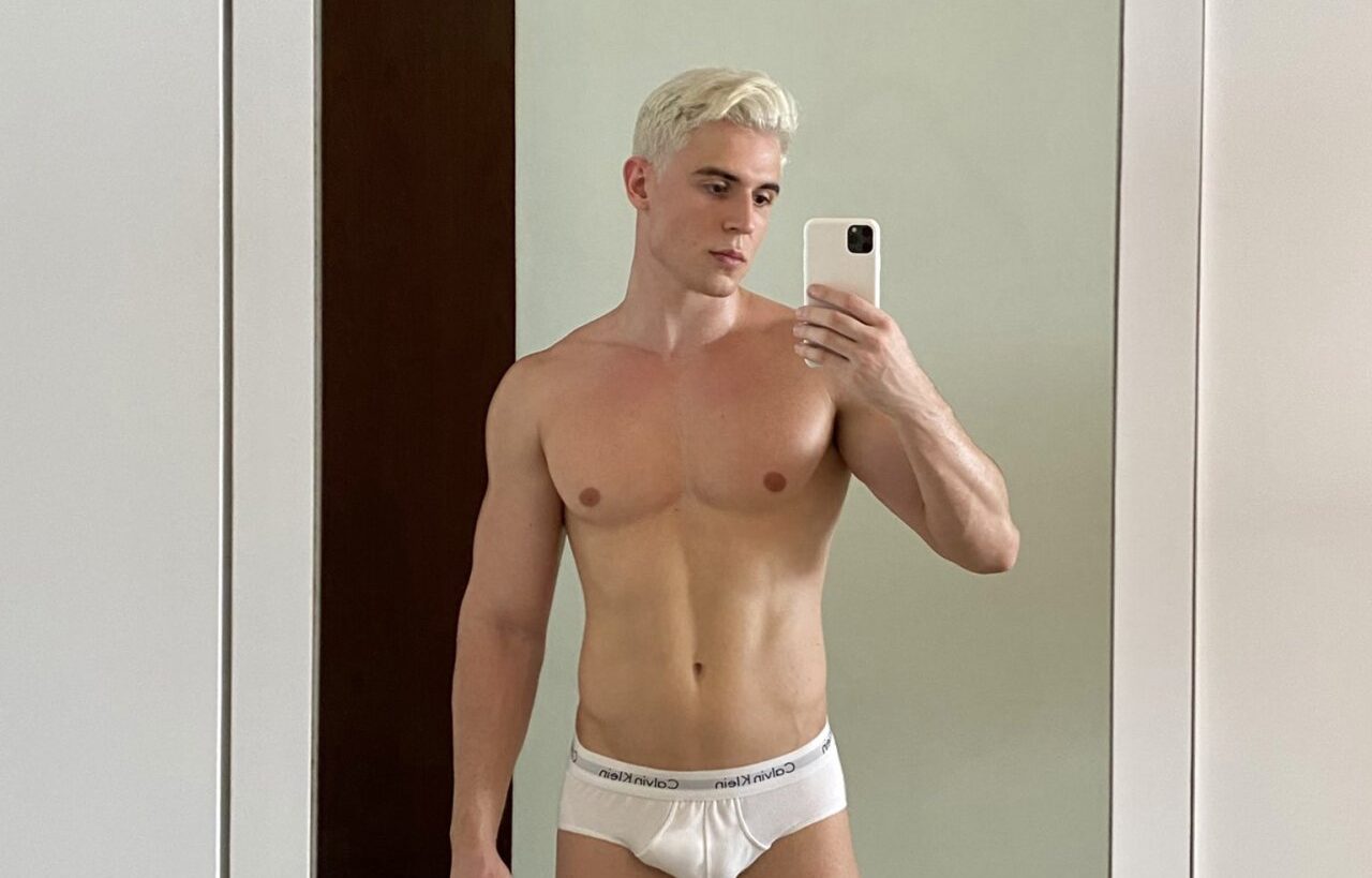 Un Garçon sexy en slip