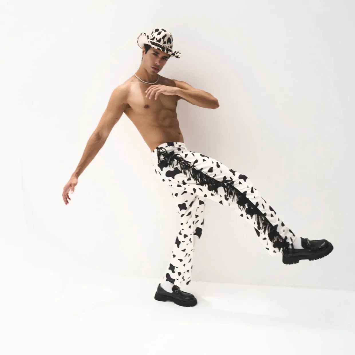 beau-mec-Pedram Shah Hosein Nejad-lagaylife-15